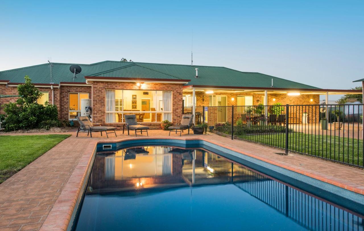 Colonial Court House Villa Mudgee Esterno foto
